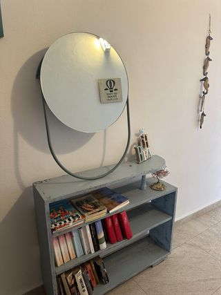 Espejo con toallero y almacenaje