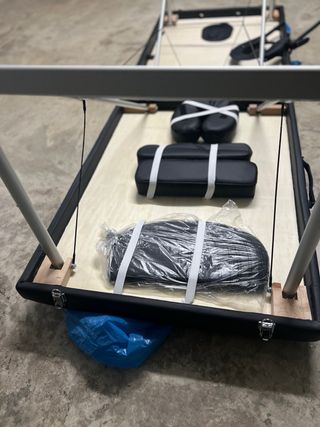 Cama de masaje profesional.