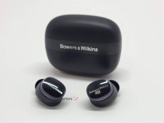 in-ear bowers&wilkins pi8
