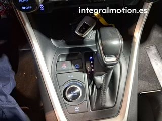 Toyota Rav4 2.5l 220H Advance 4WD