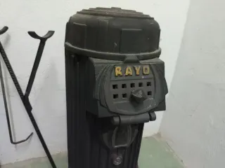 Estufa antigua Rayo n° 3 en excelente estado