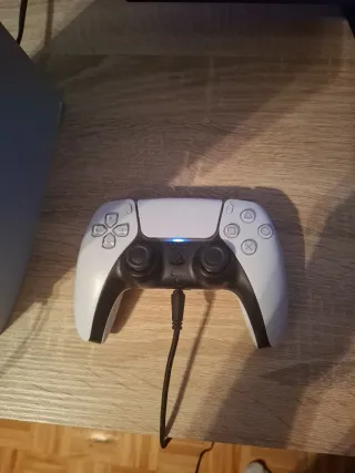 PlayStation 5 Sony Blanca y Negra