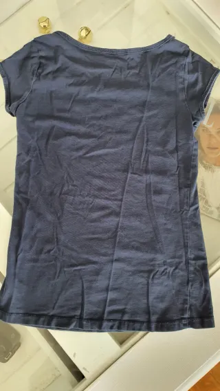 Camiseta chica con estampado de mujer