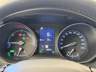 TOYOTA Toyota C-HR 5P Advance 180H e-CVT