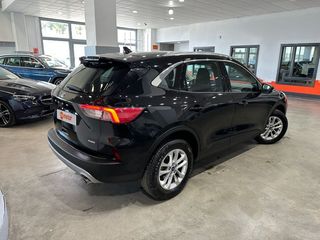 Ford Kuga Titanium 2.5 Duratec FHEV 140kW Auto