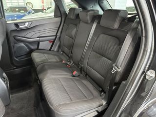 Ford Kuga Titanium 2.5 Duratec FHEV 140kW Auto