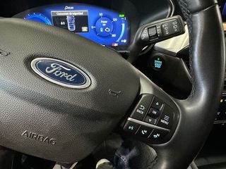 Ford Kuga Titanium 2.5 Duratec FHEV 140kW Auto