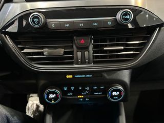 Ford Kuga Titanium 2.5 Duratec FHEV 140kW Auto