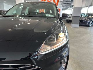 Ford Kuga Titanium 2.5 Duratec FHEV 140kW Auto