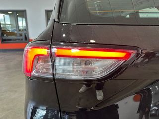Ford Kuga Titanium 2.5 Duratec FHEV 140kW Auto