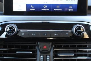 Ford Kuga Titanium 2.5 Duratec FHEV 140kW Auto