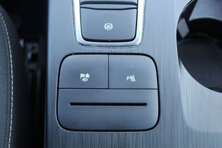 Ford Kuga Titanium 2.5 Duratec FHEV 140kW Auto