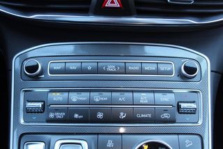 Hyundai Santa Fe 1.6 TGDi PHEV Style Auto 4x4