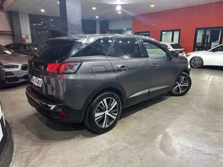 Peugeot 3008 Hybrid 225 e-EAT8 Allure Pack