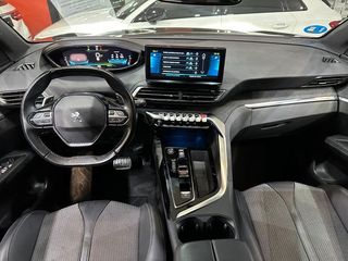 Peugeot 3008 Hybrid 225 e-EAT8 Allure Pack