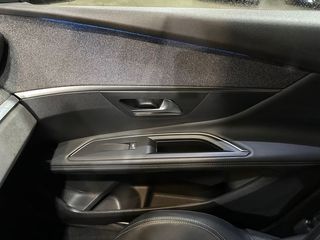 Peugeot 3008 Hybrid 225 e-EAT8 Allure Pack