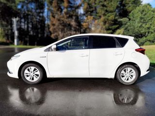 Toyota Auris 1.8 140H Hybrid Active