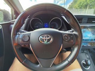 Toyota Auris 1.8 140H Hybrid Active