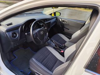 Toyota Auris 1.8 140H Hybrid Active