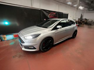 Ford Focus 2.0 EcoBoost A-S-S 184kW ST