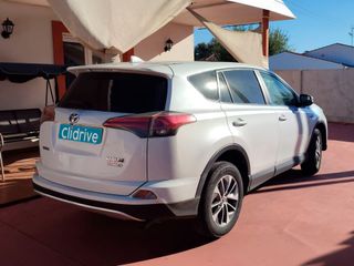 Toyota Rav4 2.5l hybrid 2WD Advance