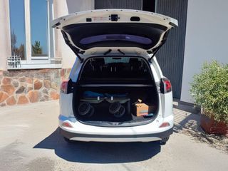 Toyota Rav4 2.5l hybrid 2WD Advance