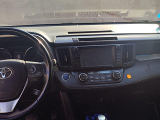 Toyota Rav4 2.5l hybrid 2WD Advance