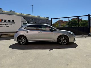 Toyota Corolla 200H GR-Sport