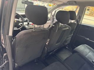 Honda FR-V  1.7