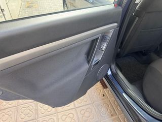Opel Vectra Cosmo 2.2 DIG 16v