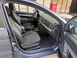 Opel Vectra Cosmo 2.2 DIG 16v