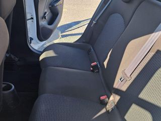 Opel Corsa 1.4 Selective 90 CV