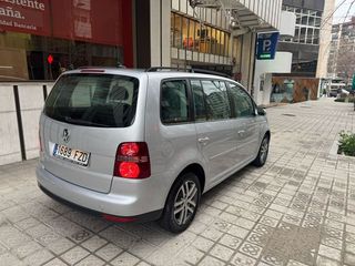 Volkswagen Touran 1.4 TSI 140 Highline
