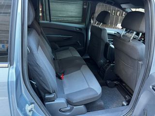 Opel Zafira Essentia 1.6 16V