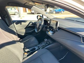 Toyota Corolla 1.8 125H ACTIVE TECH E-CVT