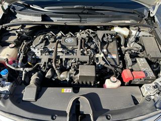 Toyota Corolla 1.8 125H ACTIVE TECH E-CVT