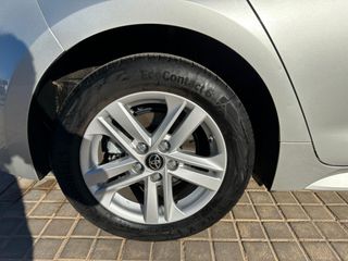 Toyota Corolla 1.8 125H ACTIVE TECH E-CVT