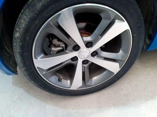 Peugeot 308 5P GT BlueHDi 130 S&S