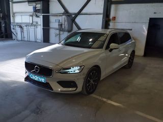 Volvo V60 2.0 B4 (D) Momentum Pro Auto