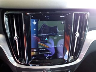 Volvo V60 2.0 B4 (D) Momentum Pro Auto