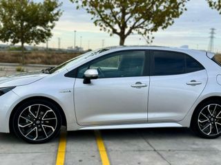 Toyota Corolla 1.8 125H FEEL! E-CVT