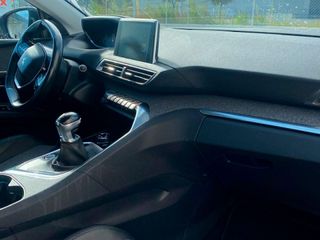 Peugeot 5008 GT-Line 2.0L BlueHDi 110kW (150CV) S&S