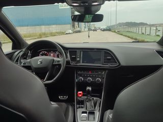 SEAT Leon ST 2.0 TSI 221kW 4Driv DSG CUPRA Black C