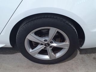 Audi A4 Avant Advanced 35 TDI 120kW S tronic