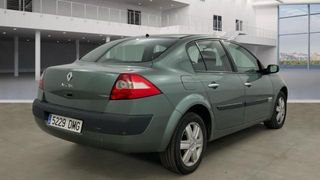 RENAULT Mégane 1.6 16V 4p. Luxe Dynamique