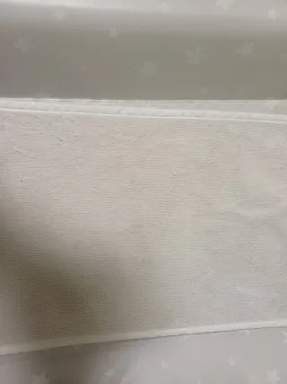 Cambiador de bebé con estrellas