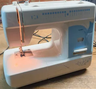 Máquina de coser Bluesky