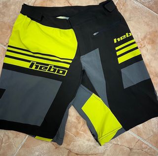 Conjunto Hebo Camiseta y Pantalón Talla S