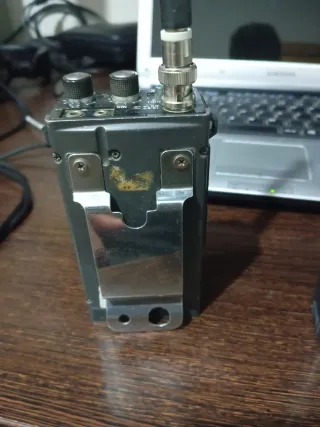 Walkie Icom M20