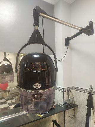 Mobiliario peluquería.